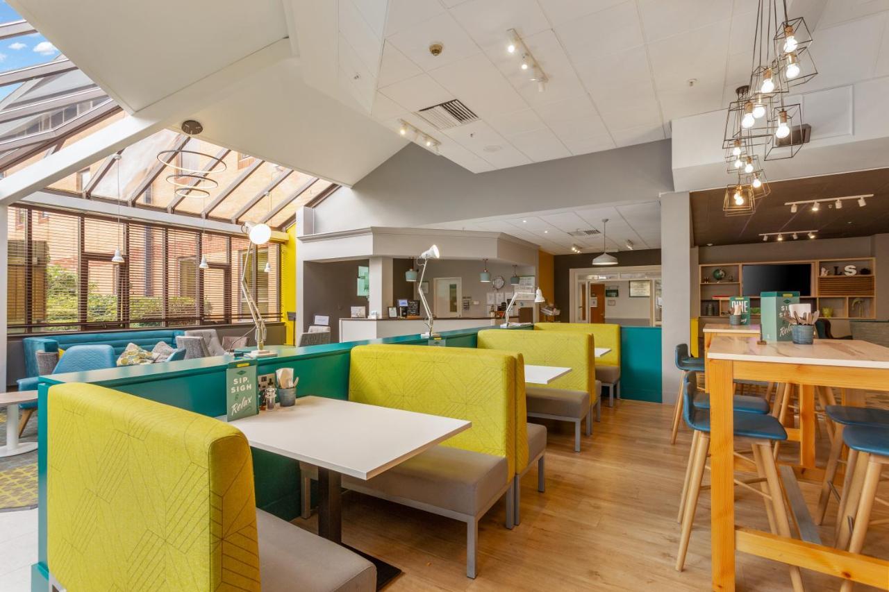 Holiday Inn Leamington Spa - Warwick By Ihg Экстерьер фото